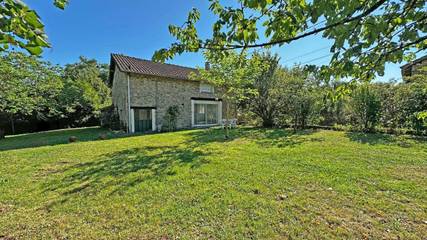 Gîte pour 5 personnes, avec jardin à Saint-Mathieu