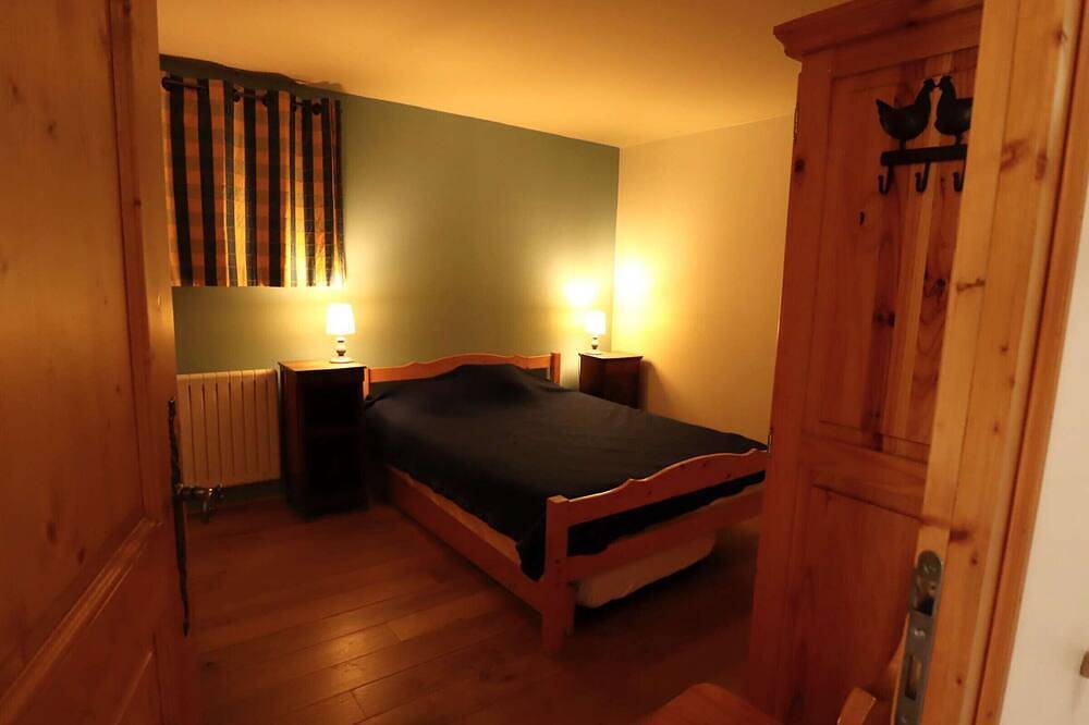 Chalet familiar para 10 personas cerca del centro y pistas - wifi, terraza y barbacoa in Arêches, Beaufort (Rhône-Alpes)
