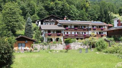 Ferienhaus für 3 Personen, mit Terrasse und Garten in Bad Reichenhall