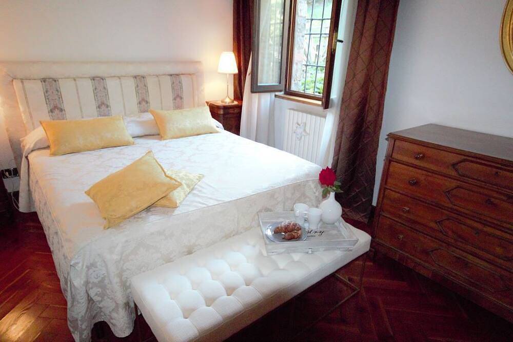 Ganze Wohnung, Il Borgo I , lake view sleeps 5 ... in Cremia, Gemeinde Cremia