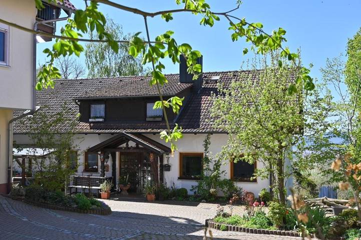 Gästehaus für 2 Personen, mit Terrasse und Garten in Bad Staffelstein