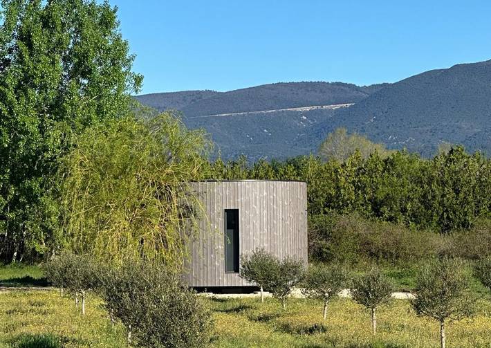 Gîte pour 2 personnes, avec piscine ainsi que jardin et vue à La Motte-d'Aigues - 3