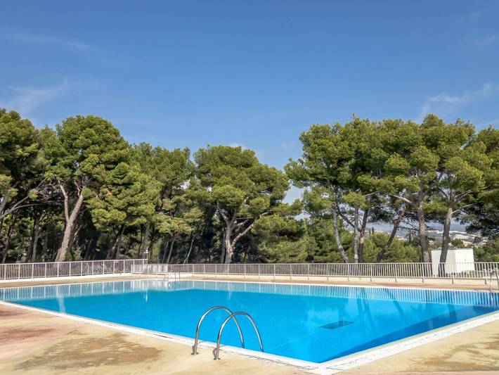 Ferienwohnung für 2 Personen, mit Balkon und Terrasse sowie Garten und Ausblick in Bandol - 2