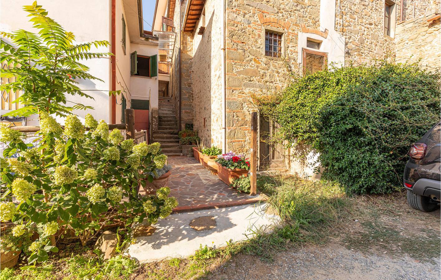 Rifugio a bordo piscina con parcheggio e internet in Marliana, Provincia di Pistoia