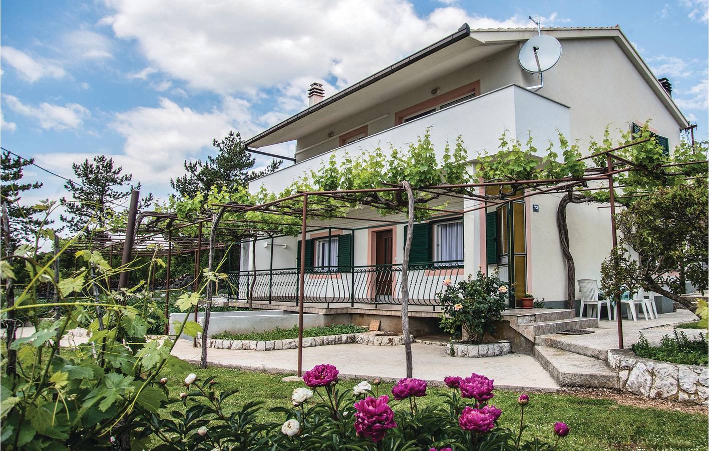 Ganze Ferienwohnung, Gemütliche 2-Zimmer-Wohnung mit Terrasse, WLAN und Parkplatz in Zagvozd, Makarska Riviera