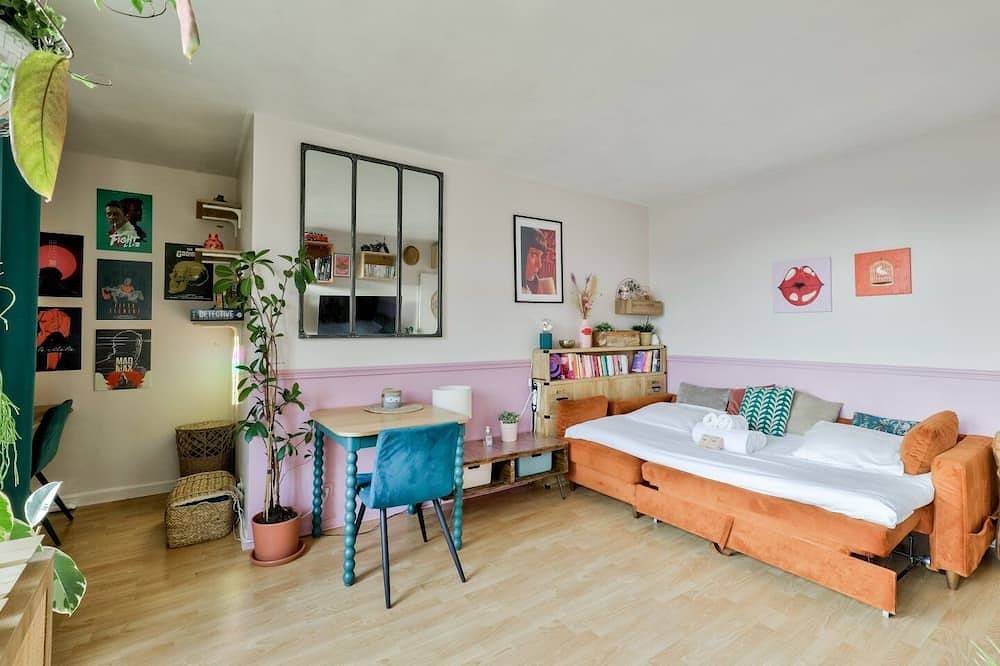 Apartamento entero, Studio with terrace & parking just outside Paris in Rueil-Malmaison, Altos del Sena