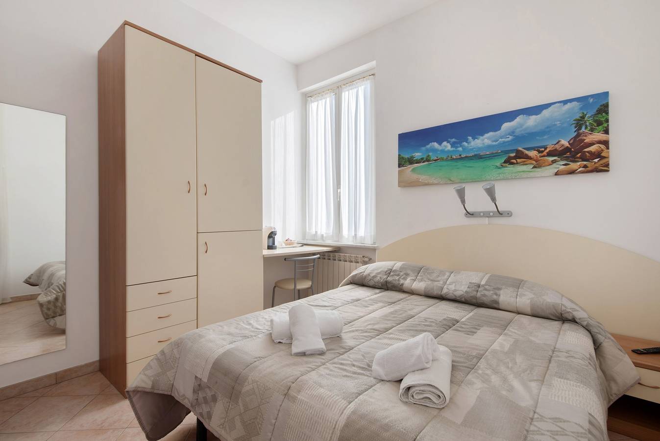 Camera 'Camelia' con Wi-Fi e aria condizionata in Levanto, Comune di Levanto