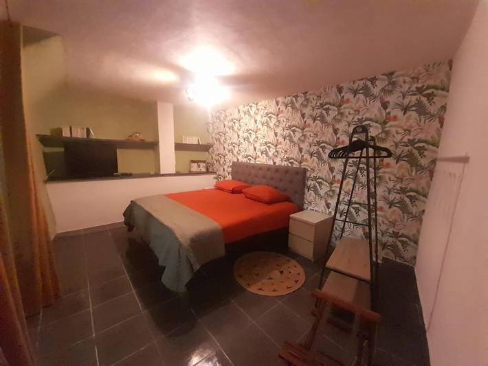 Gîte pour 2 personnes, avec terrasse à Saint-Florent-sur-Auzonnet