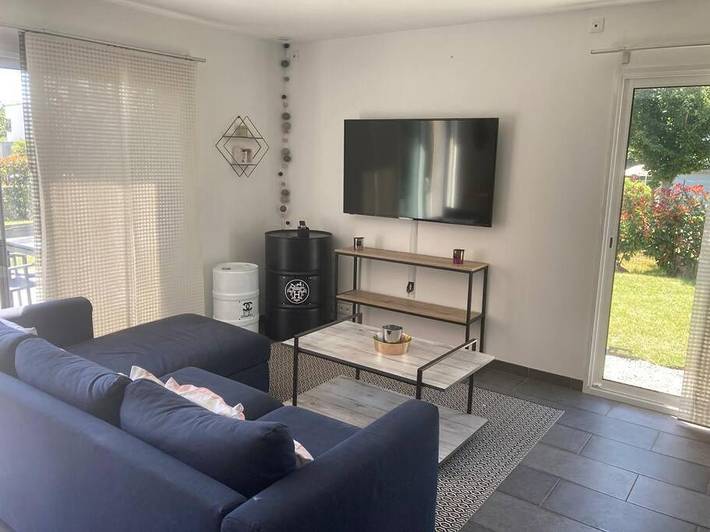 Location de vacances pour 6 personnes, avec terrasse et jardin à Saint-Avé