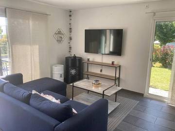 Gîte pour 6 personnes, avec terrasse et jardin à Saint-Avé