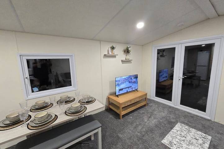 Static caravan for 6 people in Northamptonshire