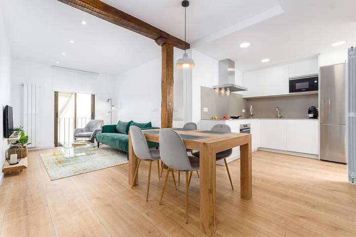 Ferienwohnung für 4 Personen, mit Balkon - 1