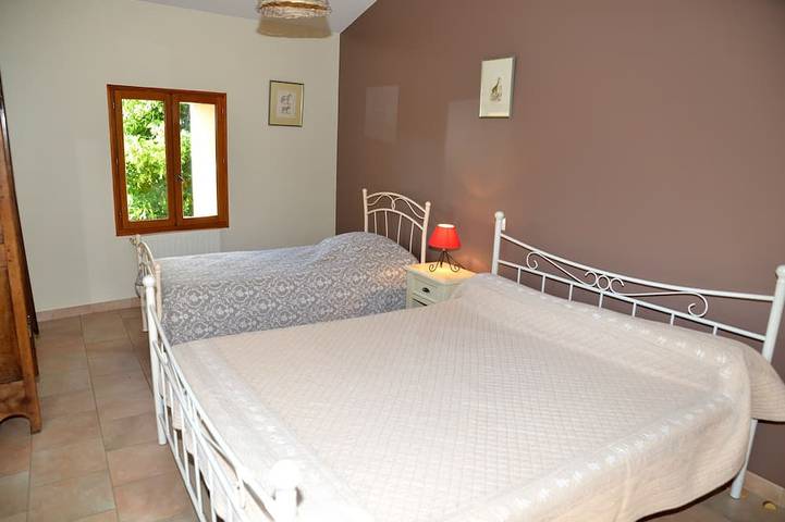 Location de vacances pour 7 personnes, avec jardin, animaux acceptés à Bénivay-Ollon - 3