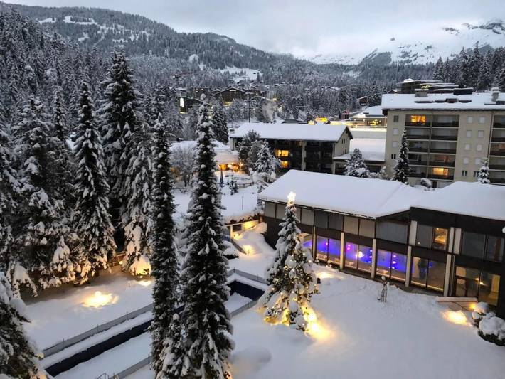 Ferienwohnung für 4 Personen, mit Sauna und Balkon sowie Garten in Laax