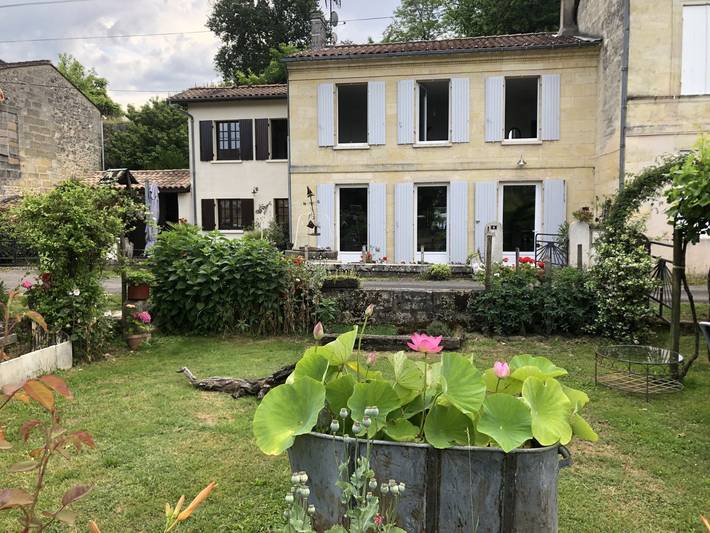 Gîte pour 2 personnes, avec jardin en Gironde