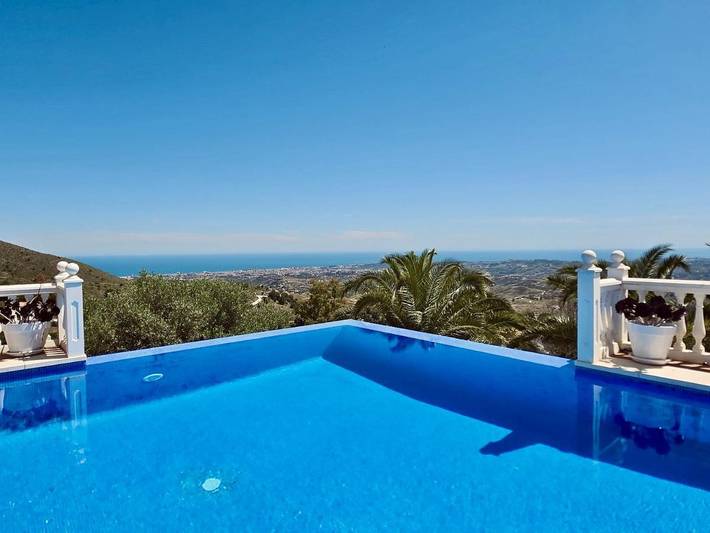 Chambre d’hôte pour 2 personnes, avec vue ainsi que jardin et piscine à Mijas - 2