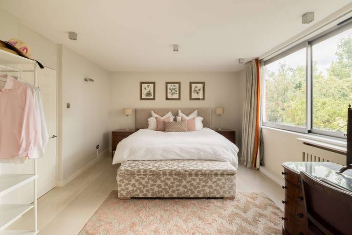 Ganze Wohnung, Kensington 2-Bed near Notting Hill with Garden in Kensington und Chelsea, London