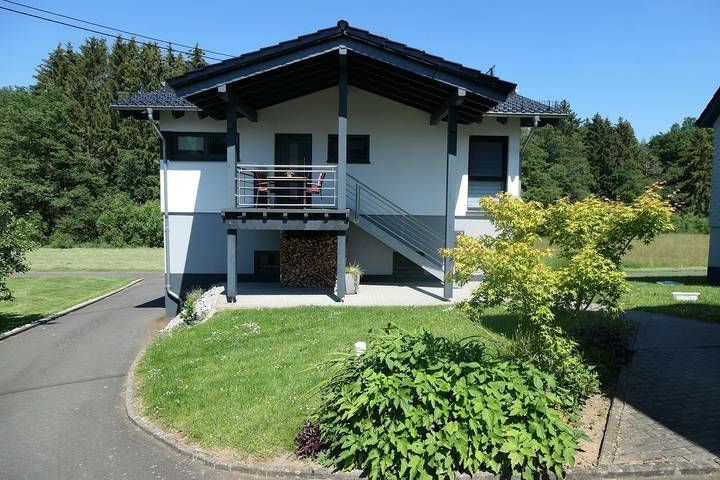 Ferienwohnung für 4 Personen, mit Terrasse und Garten, kinderfreundlich - 1