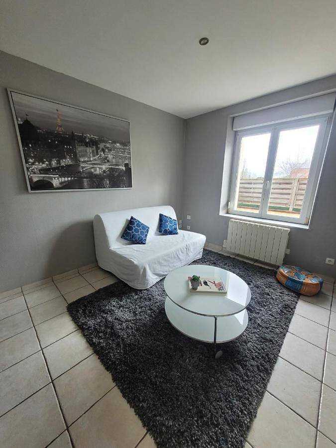 Gîte pour 4 personnes, avec vue et terrasse, animaux acceptés dans Cormicy