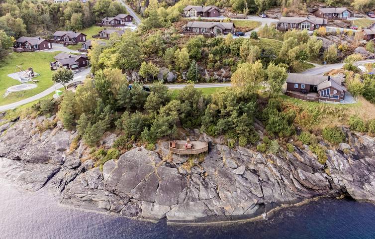Ferienhaus für 8 Personen mit Terrasse in Tysvær