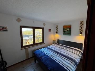 Location de vacances pour 2 personnes, avec vue ainsi que jardin et balcon à Bourscheid (Moselle)