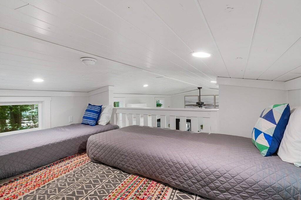 Summit & Shore House at The Retreat at Deer Lick Falls in Grundy County