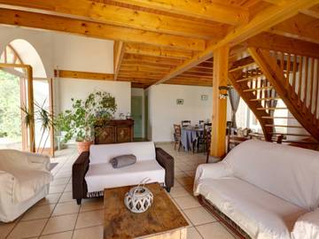 Gîte pour 6 Personnes dans Les Salles, Massif central, Photo 4