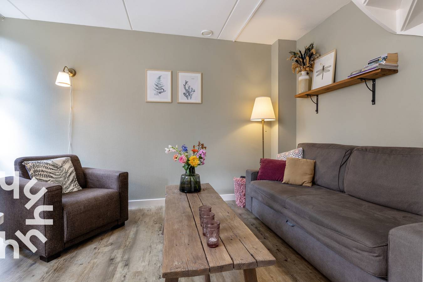 Ganze Wohnung, Ruhige 2-Bett-Wohnung mit botanischen Elementen und grüner Wand in Blokzijl in Blokzijl, Nationalpark Weerribben-Wieden