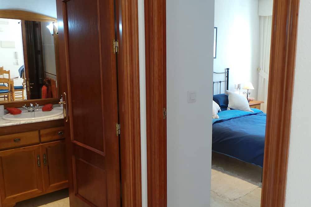 Entire apartment, Torremar Natura 214 Ground Floor Naturist apartment, Vera Playa. in Playas de Vera, Vera