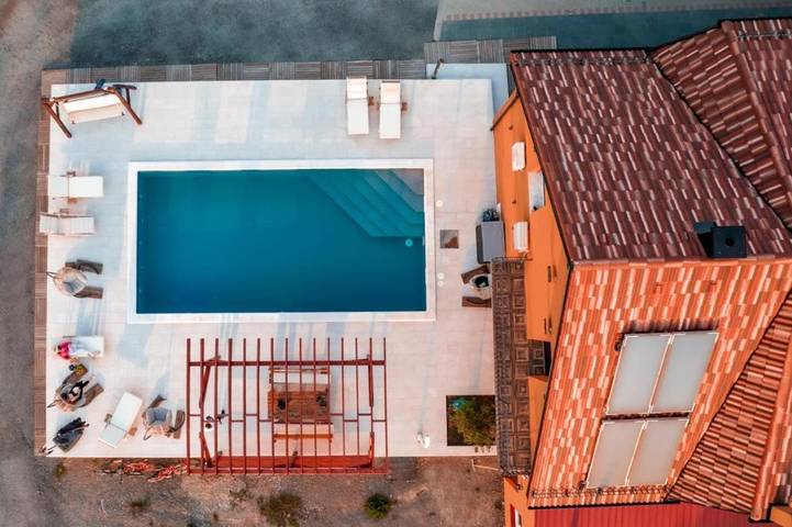 Villa pour 17 personnes, avec vue et sauna ainsi que piscine et jardin - 1