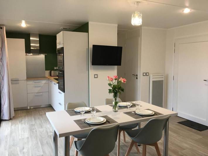 Location de vacances pour 4 personnes, avec terrasse à Lhommaizé - 2