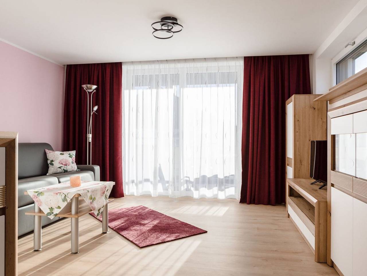 Ganze Ferienwohnung, Ferienwohnungen Gatt Bernhard - Ferienwohnung Abendsonne in Salzkammergut-Berge, Weyregg am Attersee