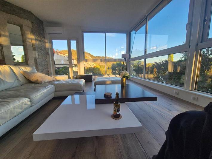 Location de vacances pour 10 personnes, avec piscine et vue ainsi que vue sur le lac et jardin dans Bellefont-La Rauze - 4