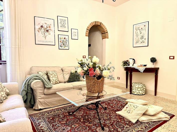 Villa storica con vista sul Lago Trasimeno in Paciano, Perugia e dintorni