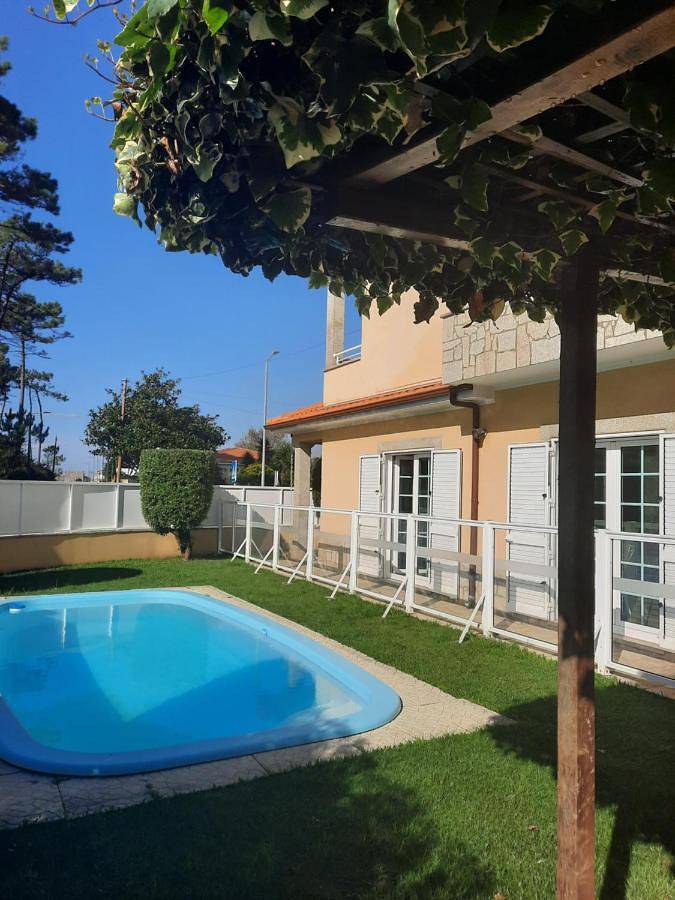 Chambre d’hôte pour 2 personnes, avec Balcon et Terrasse ainsi que Jardin et Piscine dans Labruge