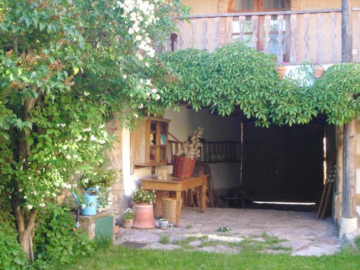 Casa rural para 4 personas, con Balcón y Terraza además de Jardín y Vistas en Matallana de Torío - 4