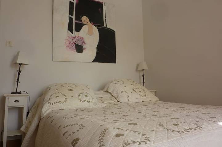 Charmante Villa mit Pool, Avignon, 6 Personen, großer mediterraner Garten in Villeneuve-lès-Avignon, Nimes und Umgebung