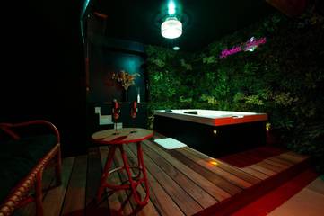 Location de vacances pour 2 personnes, avec jacuzzi à Castanet-Tolosan