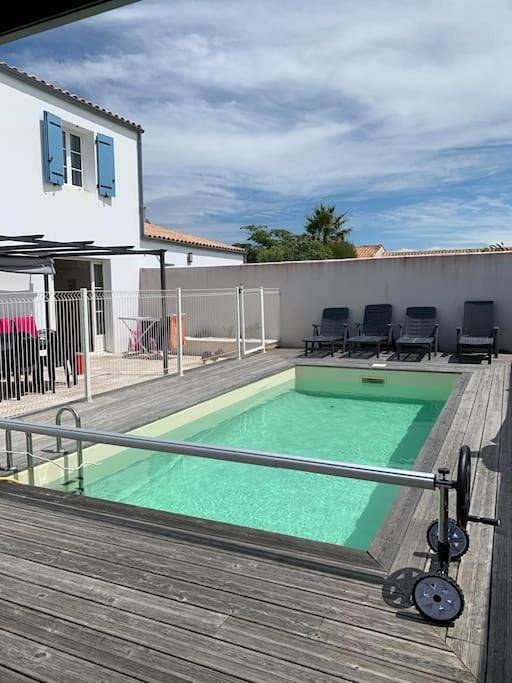 Casa de vacaciones para 12 personas, con terraza y piscina - 1