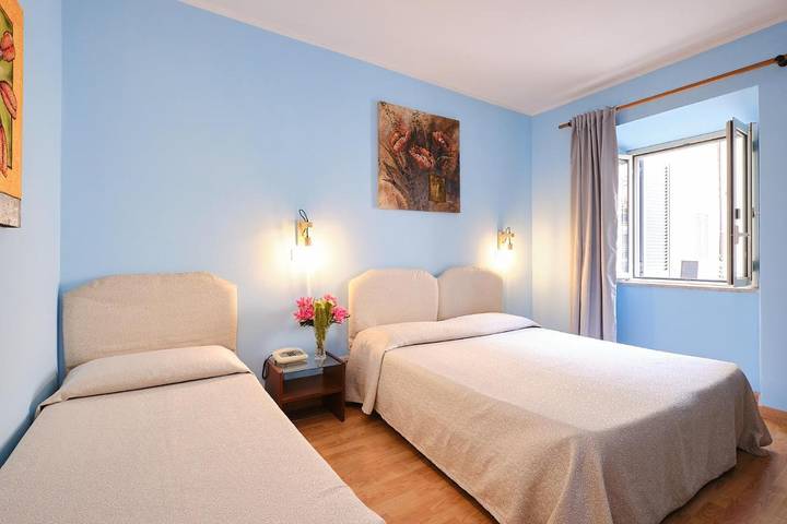 Hotel para 1 personas - 1