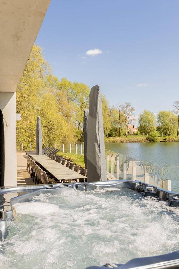 Gîte pour 22 personnes, avec jacuzzi ainsi que jardin et sauna à Ypres - 3