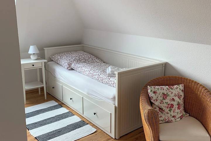 Nordseeblick Ferienhaus in Alleinlage mit Meerblick und Hund in Wobbenbüll, Nordfriesland