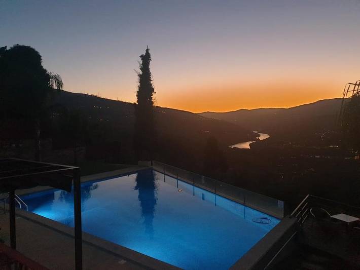 Chambre d’hôte pour 3 personnes, avec Terrasse et Jardin ainsi que Piscine et Vue à Lamego