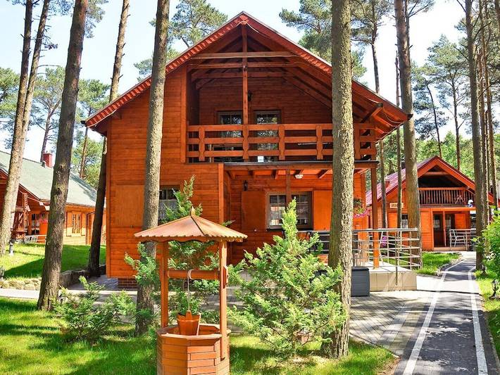 Dom dla 8 osób, z balkon w Dźwirzyno