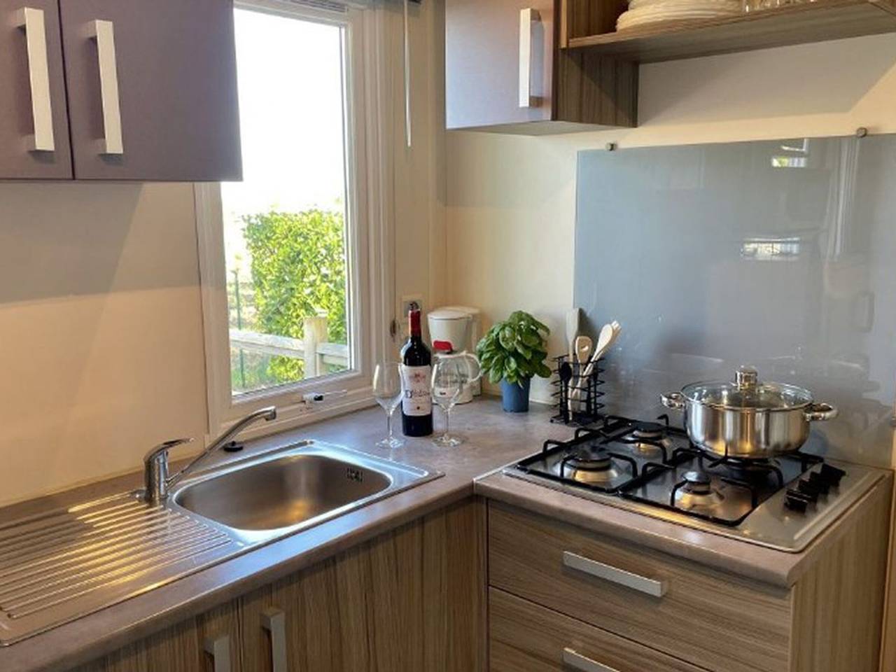 Mobil home 8 pers avec Terrasse à Petit-Palais-et-Cornemps in Petit-Palais-et-Cornemps, Région de Libourne