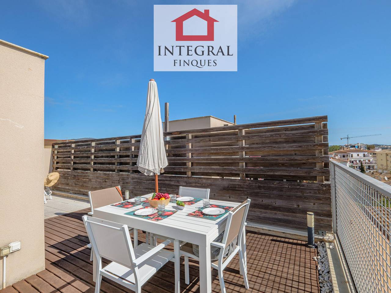 Appartement entier, Charmant triplex avec jacuzzi à Calonge in Calonge, Costa Brava