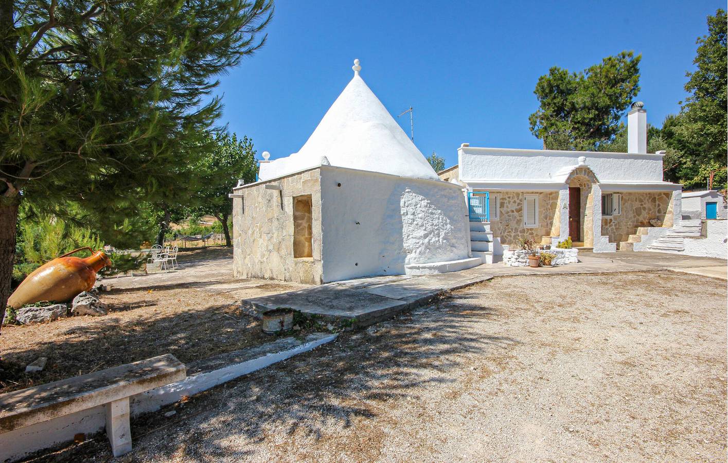 Appartamento soleggiato con TV via cavo, parcheggio, giardino e internet in Martina Franca, Provincia di Taranto