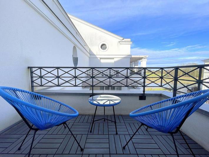 Ferienwohnung für 4 Personen, mit Balkon und Terrasse sowie Ausblick und Seeblick in Disneyland Paris - 4