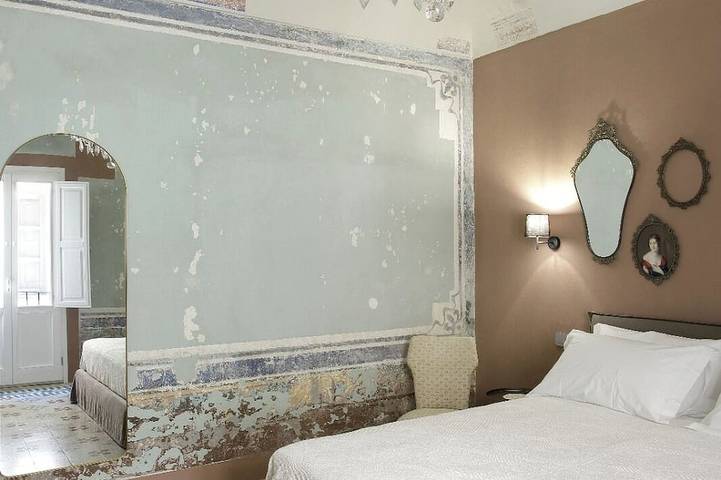 Appartamento intero, Elegante Dimora d'Epoca a Due Passi da Ortigia. in Siracusa, Siracusa e dintorni