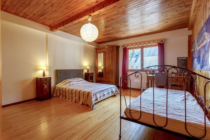 Location de vacances pour 16 personnes, avec jardin, animaux acceptés à Alex (Annecy) - 2